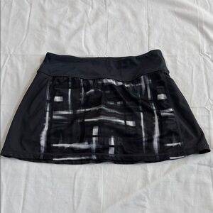 Fila Black and Gray Women's Tennis Skirt   Size S.